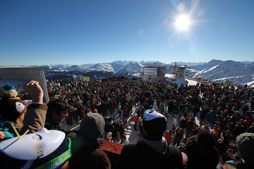  Rave on Snow: fesztivál 2000 méterrel a tengerszint felett